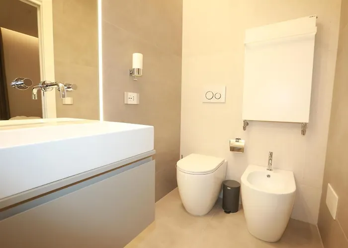 Unique Luxury Couette-café 4*