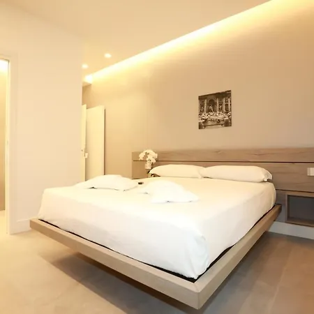 Unique Luxury 4* روما
