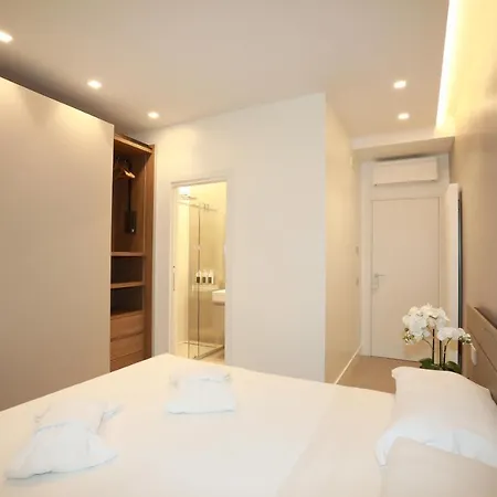 فندق مبيت وإفطار Unique Luxury روما