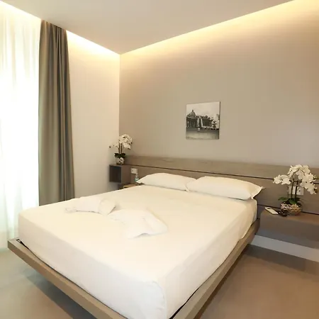 فندق مبيت وإفطار Unique Luxury 4*
