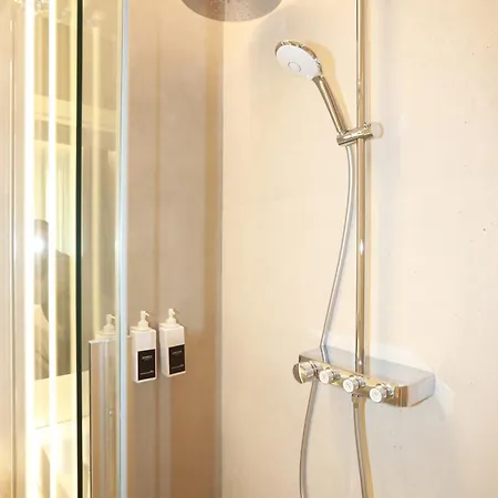 فندق مبيت وإفطار Unique Luxury