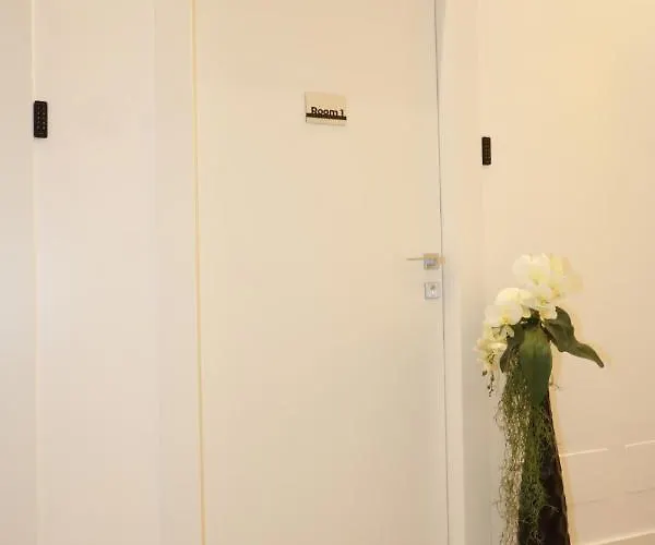 לינה וארוחת בוקר Unique Luxury רומא