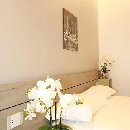 Unique Luxury Ρώμη