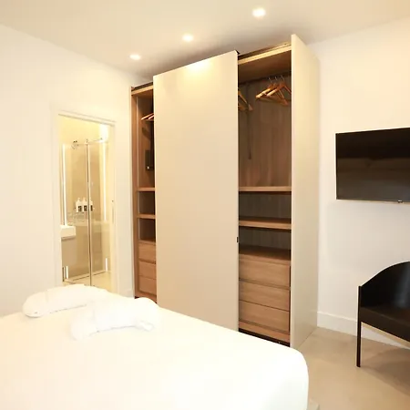 Unique Luxury Ρώμη