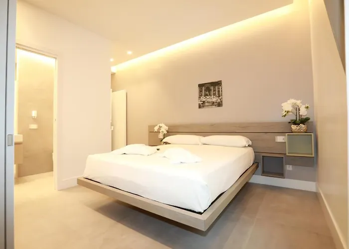 Couette-café Unique Luxury 4*