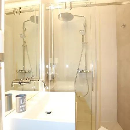 Unique Luxury Отель типа 