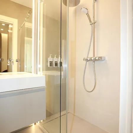 Unique Luxury 4* Рим