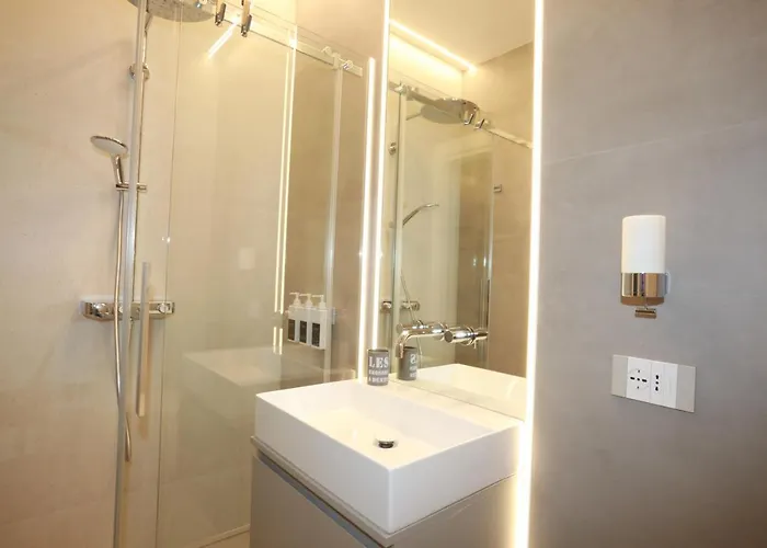 Unique Luxury Bed & Breakfast 4*