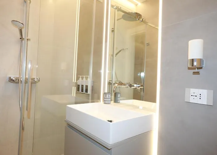 Unique Luxury Bed and Breakfast